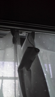 �J�[�e���̏��